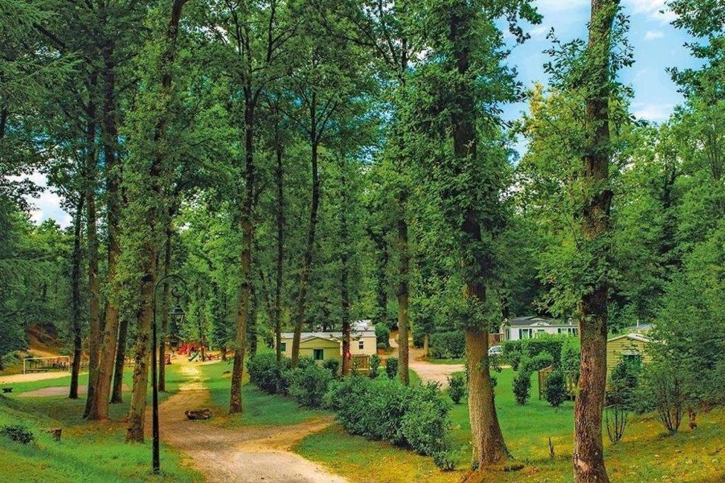Mobil-Home Au Parc Des Roches Saint-Chéron Exteriör bild